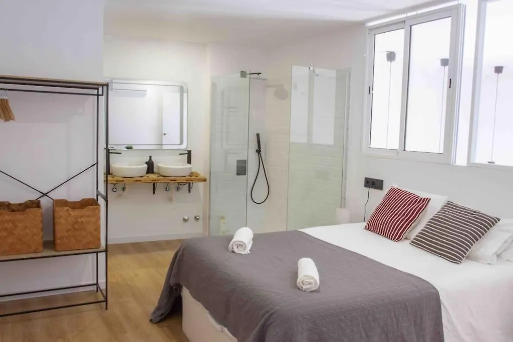 Modern And Cozy Flat In La Latina - 2 Double Beds-1